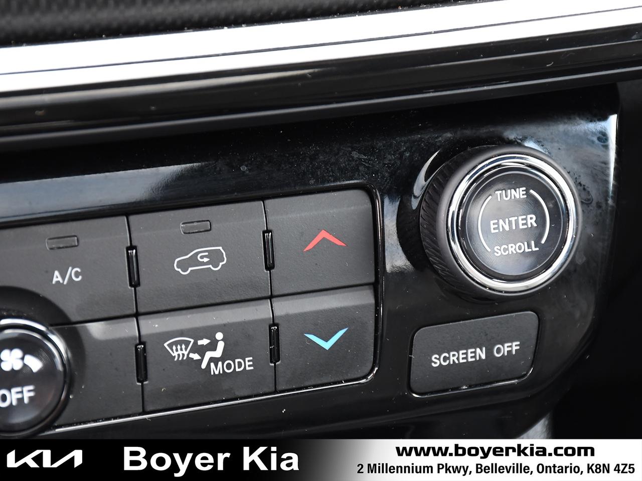 2024 Jeep Compass Trailhawk Sunroof Photo