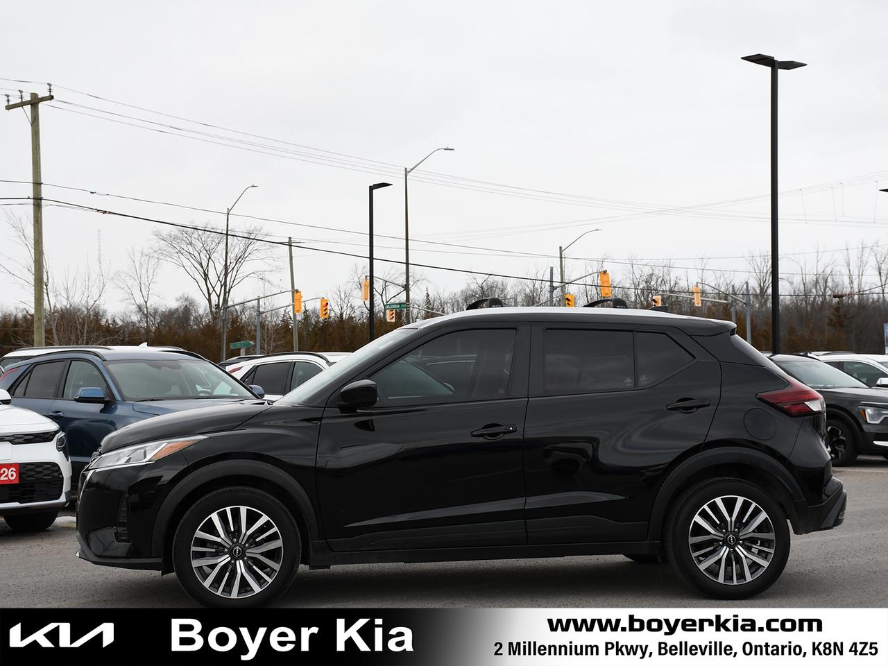 2024 Nissan Kicks SV Photo