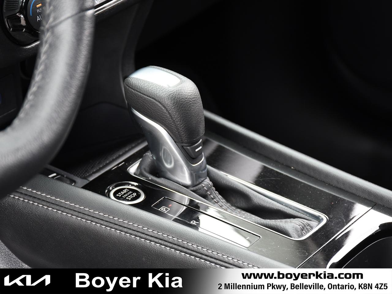 2024 Nissan Kicks SV Photo