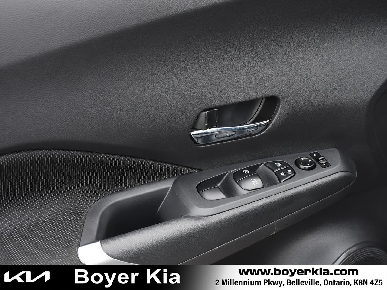 2024 Nissan Kicks SV Photo