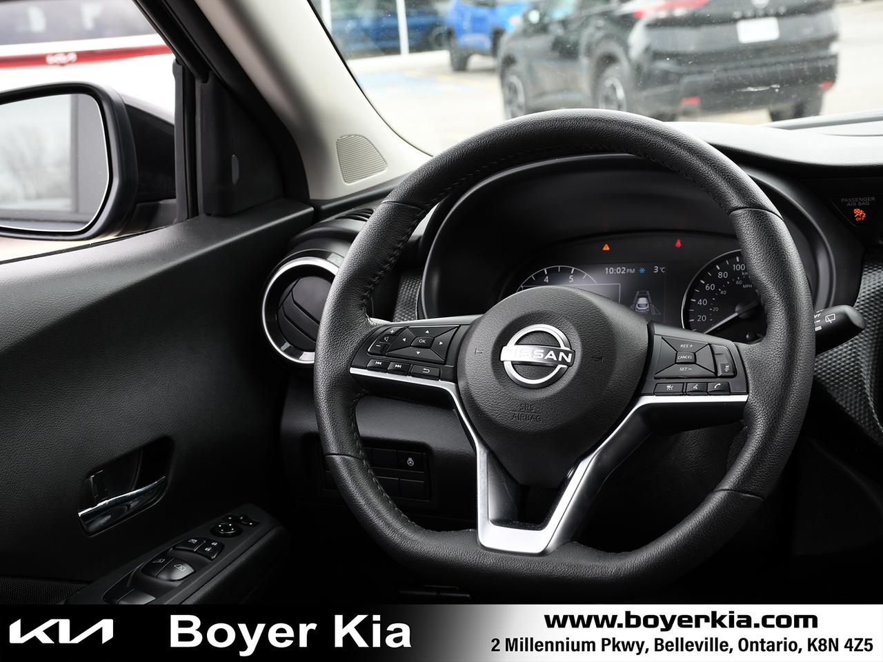 2024 Nissan Kicks SV Photo