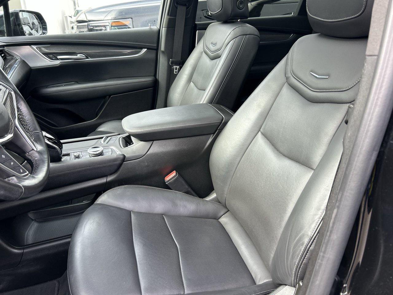 2023 Cadillac XT5 Sport Low KMs 3.6 V6 BOSE Audio Panoramic Sunroof Photo