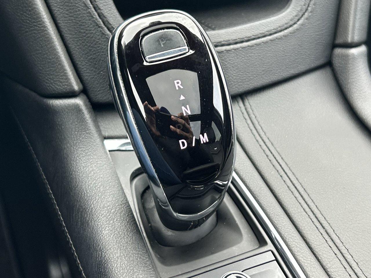 2023 Cadillac XT5 Sport Low KMs 3.6 V6 BOSE Audio Panoramic Sunroof Photo