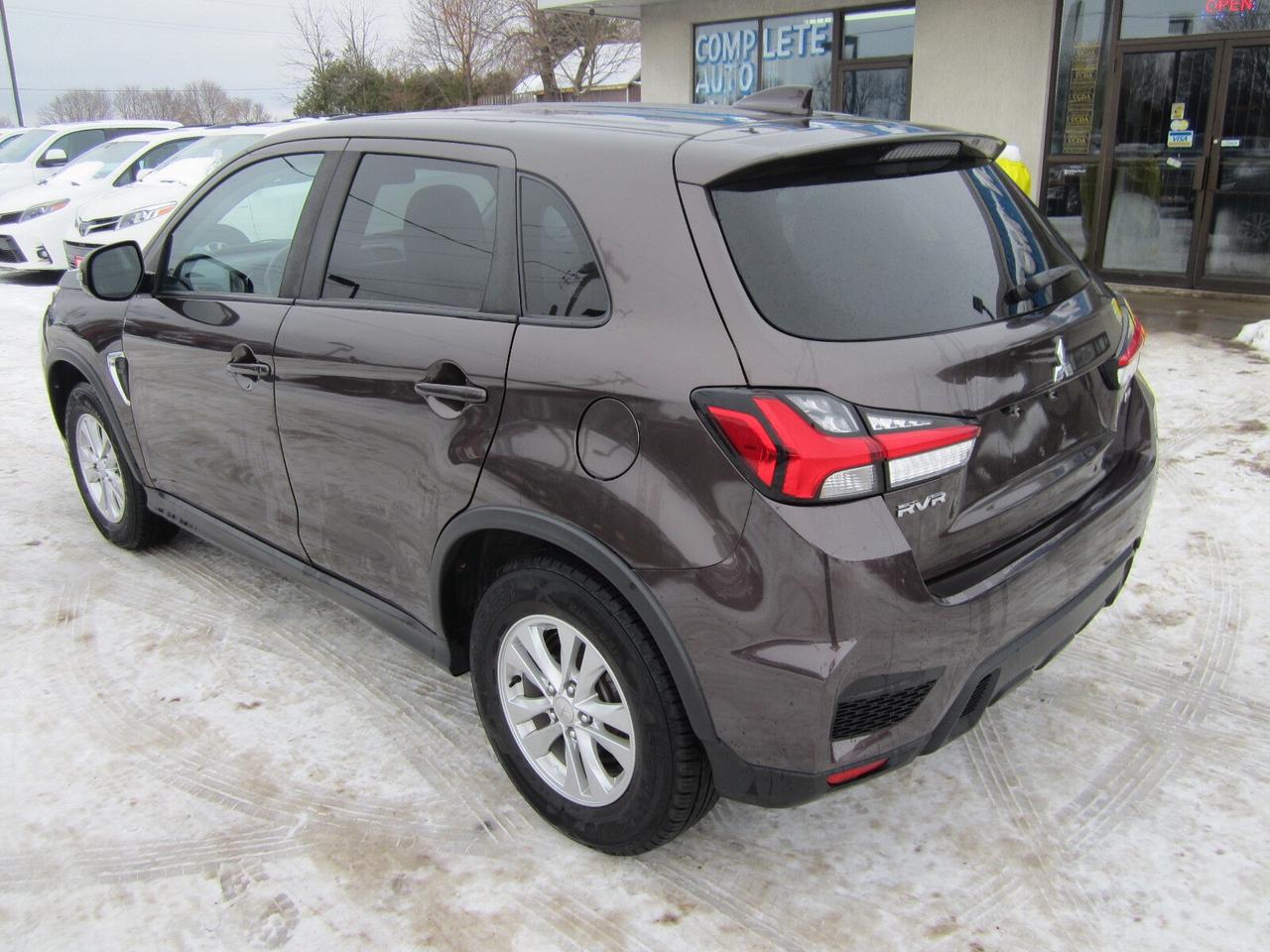 2021 Mitsubishi RVR SE AWC NO ACCIDENTS Photo