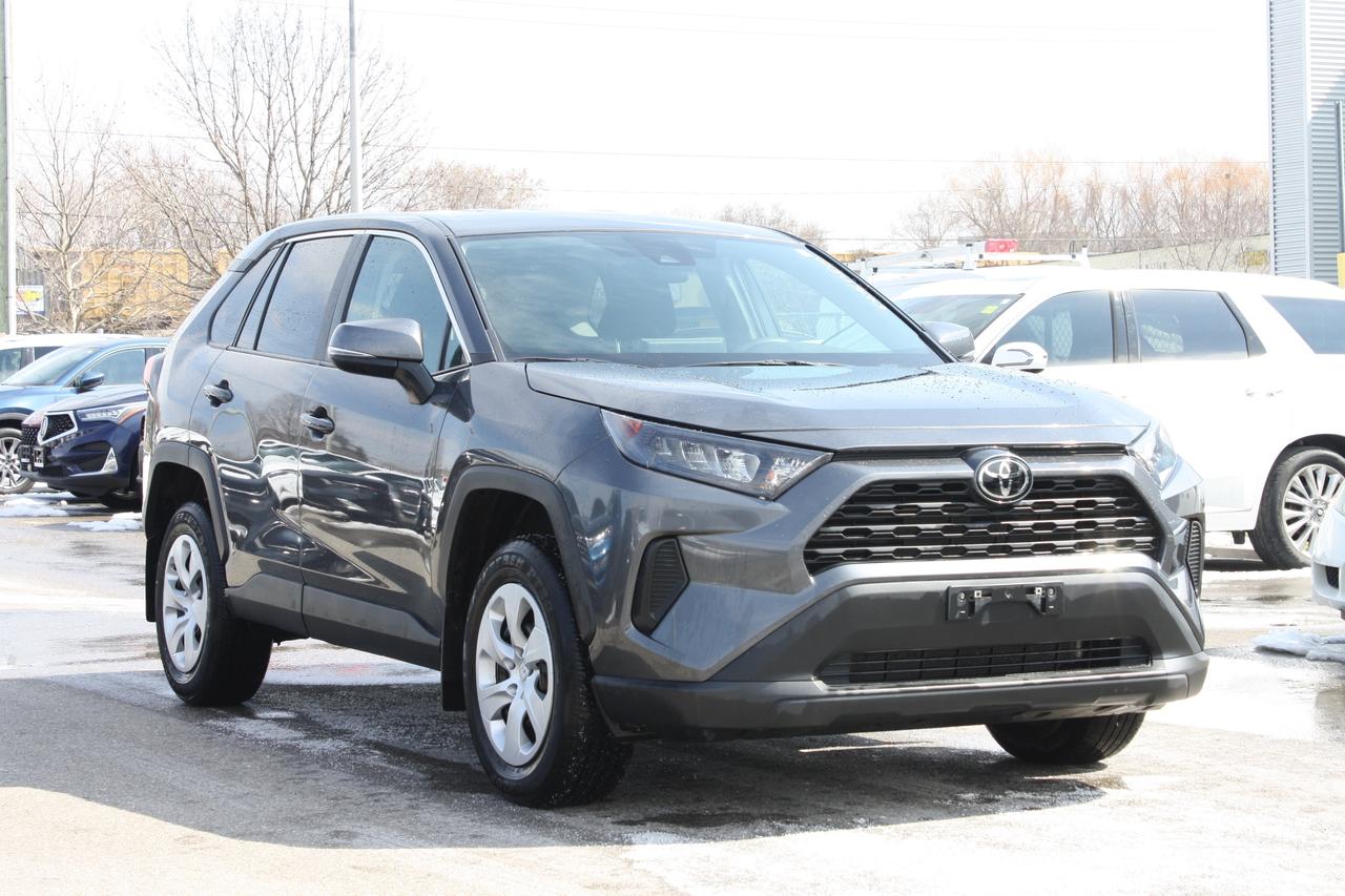 2025 Toyota RAV4 LE AWD Photo