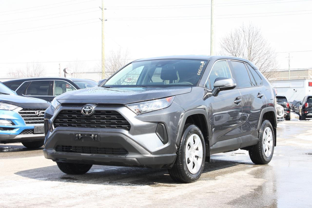2025 Toyota RAV4 LE AWD Photo