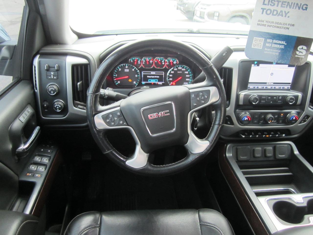 2018 GMC Sierra 1500 4WD Crew Cab 143.5  SLT 5.3L NO ACCIDENTS Photo