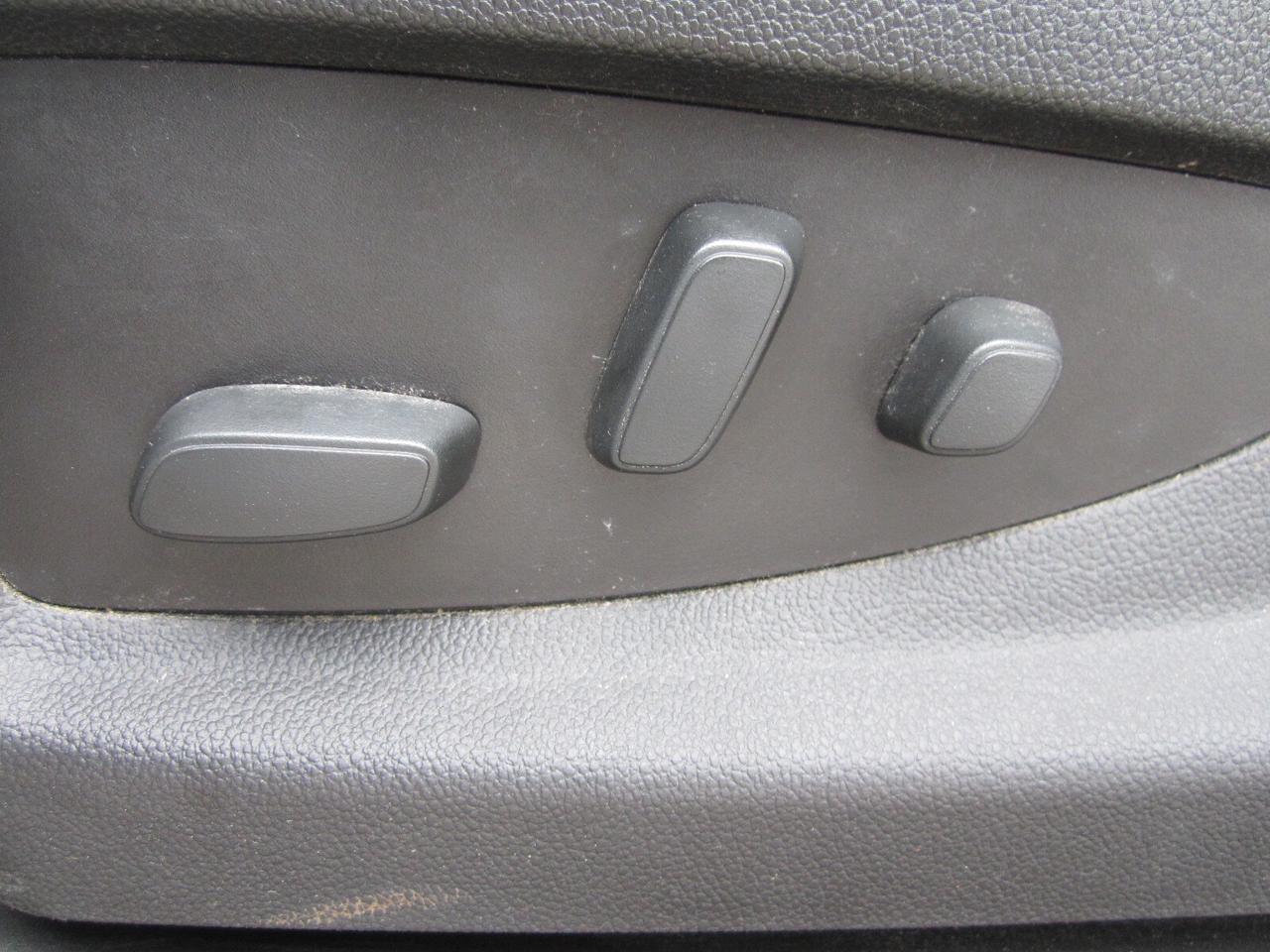 2018 GMC Sierra 1500 4WD Crew Cab 143.5  SLT 5.3L NO ACCIDENTS Photo