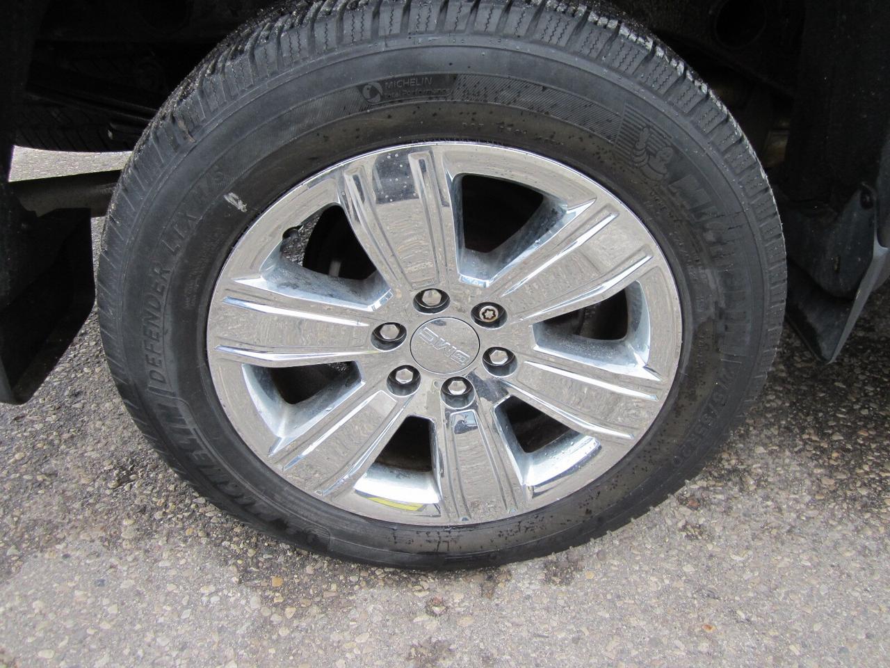 2018 GMC Sierra 1500 4WD Crew Cab 143.5  SLT 5.3L NO ACCIDENTS Photo