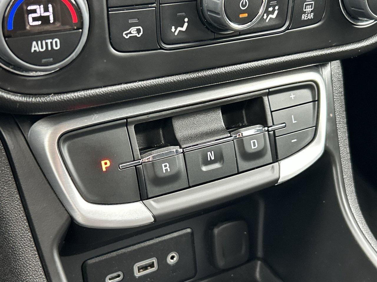 2023 GMC Terrain SLE Clean CarFax Heated Seats Dual-Zone Climate La Photo