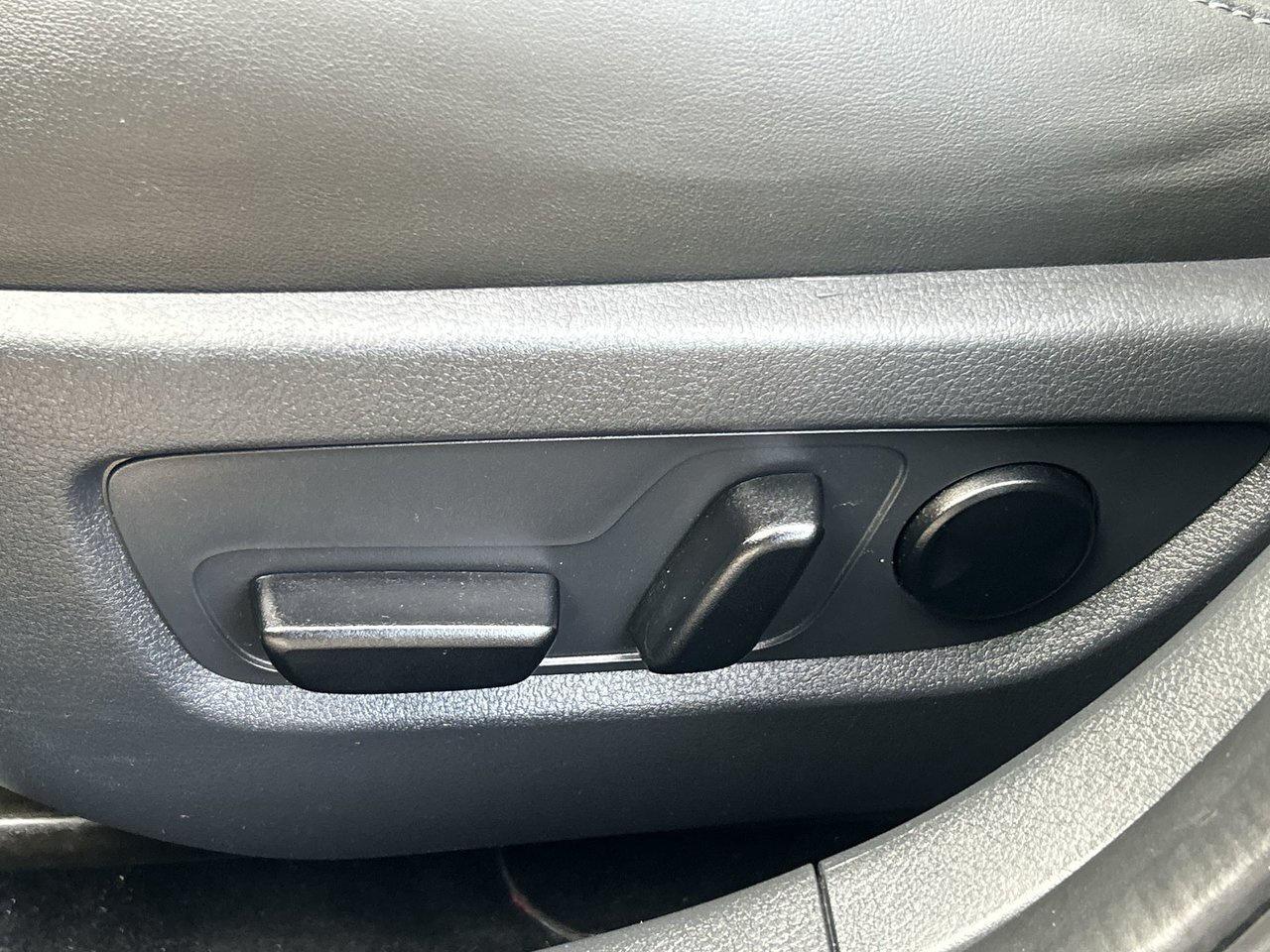 2024 Mazda CX-30 GS Leather Sunroof AWD CarPlay Photo