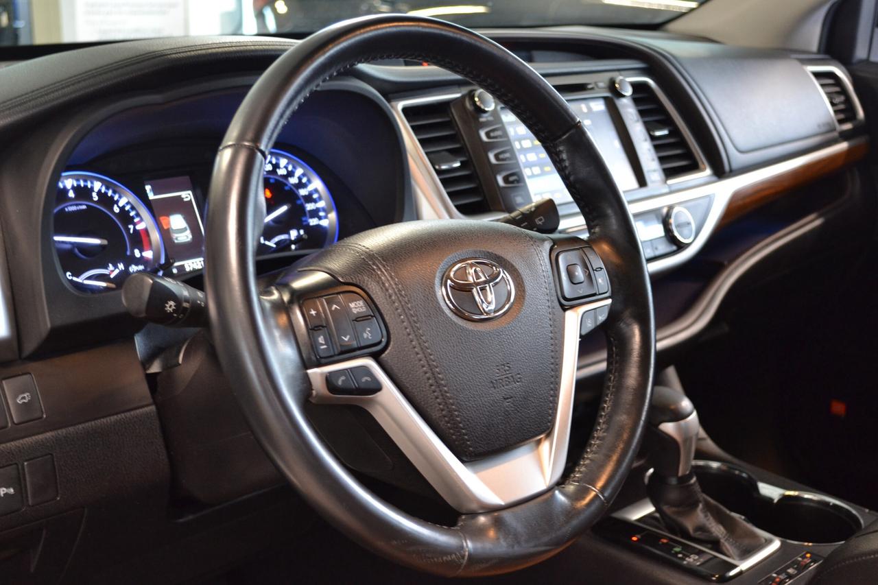 2019 Toyota Highlander AWD limited Photo