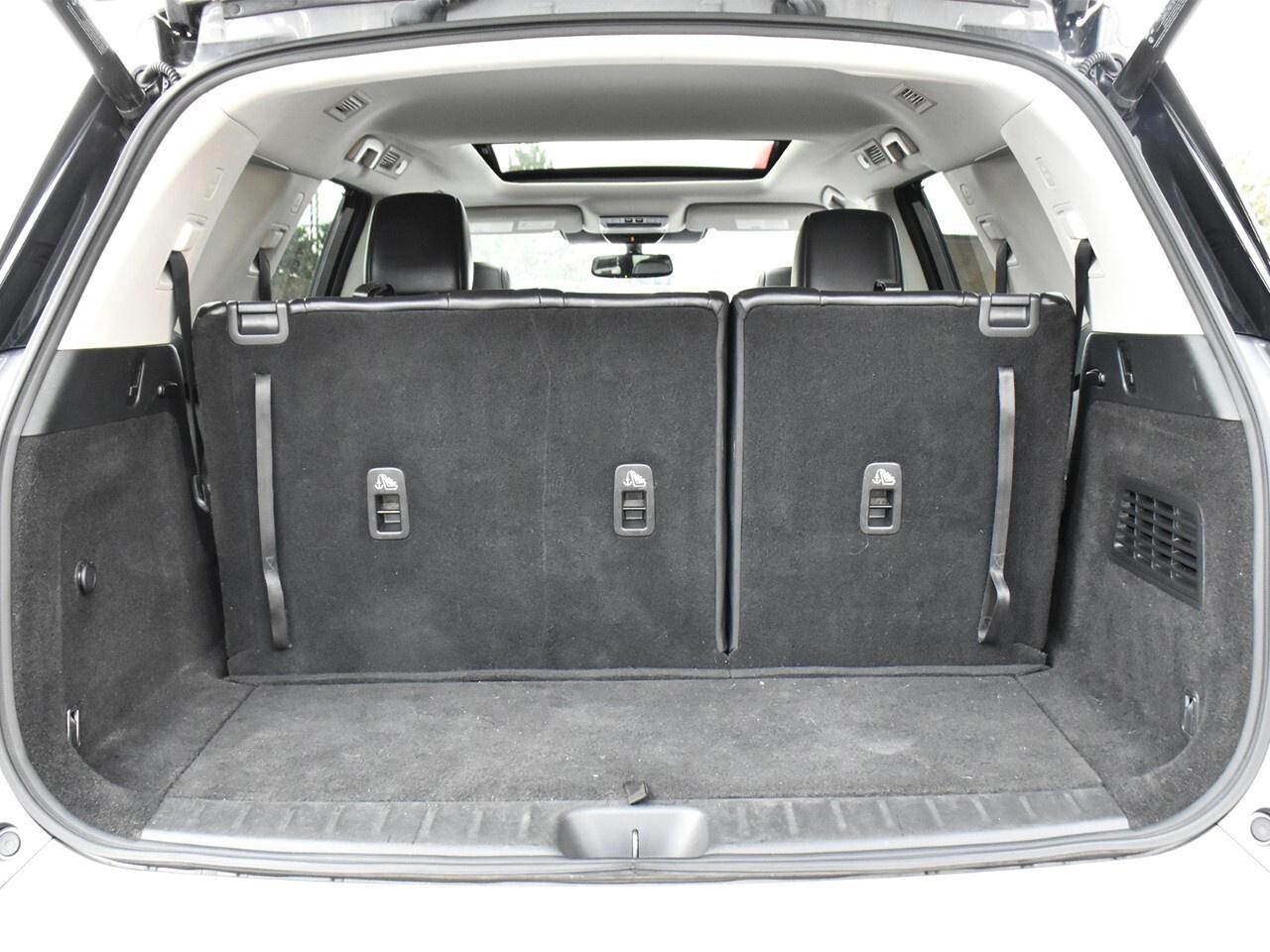 2022 Nissan Pathfinder PLATINUM, FULLY LOADED, BOSE AUDIO, APPLE CARPLAY Photo