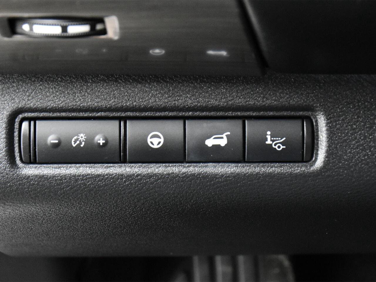 2022 Nissan Pathfinder PLATINUM, FULLY LOADED, BOSE AUDIO, APPLE CARPLAY Photo