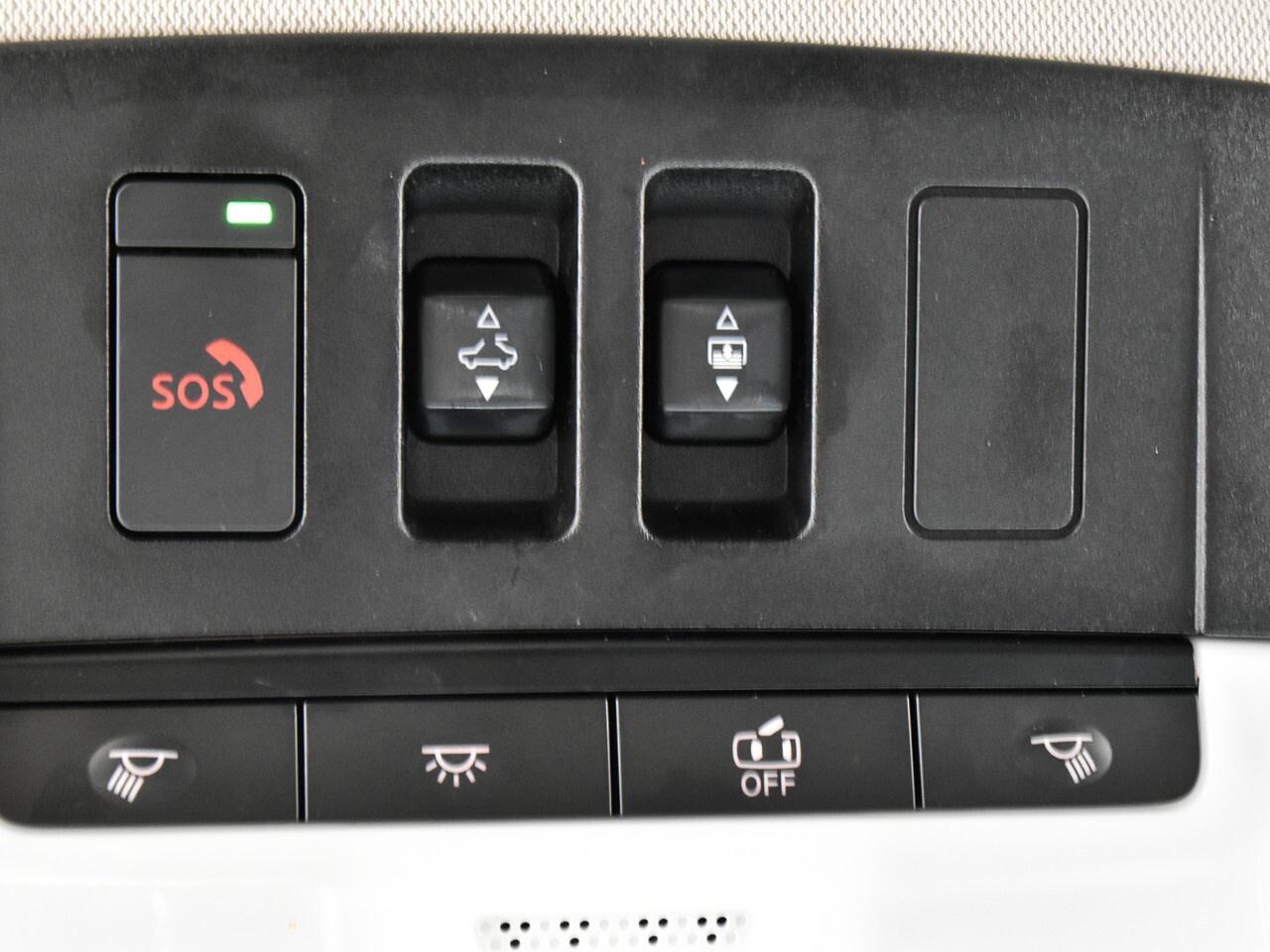 2022 Nissan Pathfinder PLATINUM, FULLY LOADED, BOSE AUDIO, APPLE CARPLAY Photo