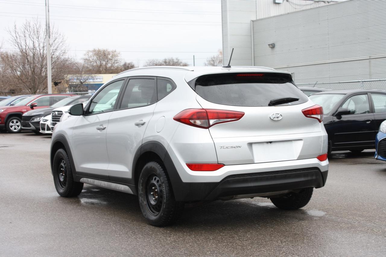 2017 Hyundai Tucson FWD 4dr 2.0L Premium Photo