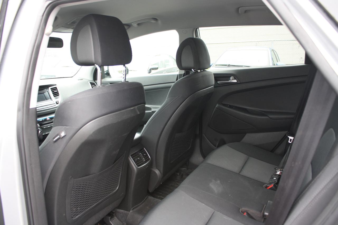 2017 Hyundai Tucson FWD 4dr 2.0L Premium Photo