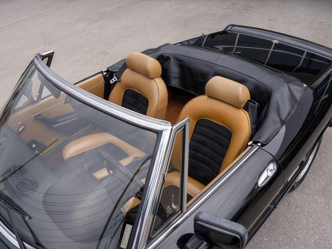 1987 Alfa Romeo Spider 2dr Coupe Graduate Photo