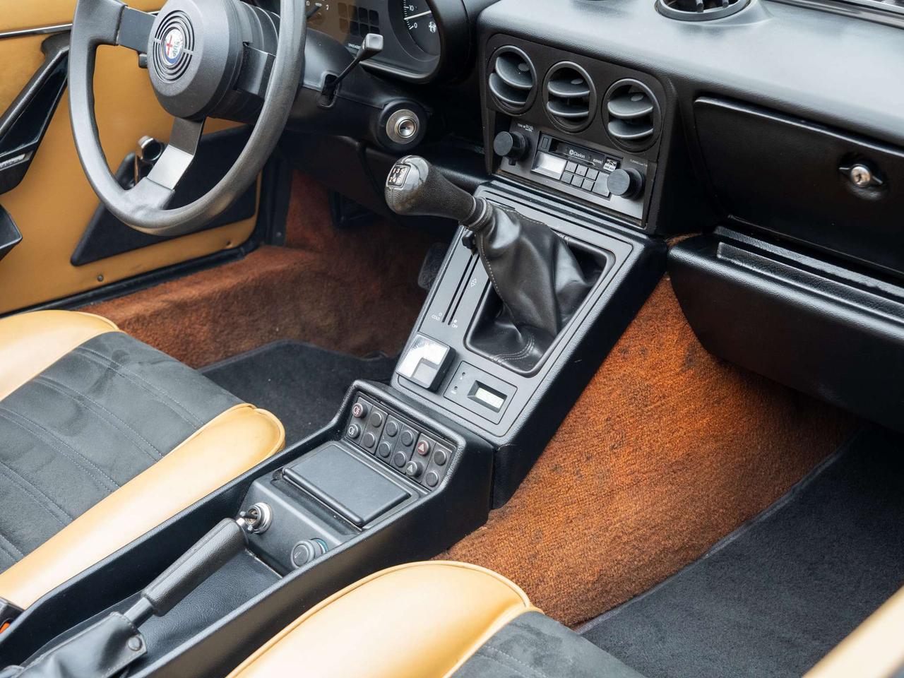 1987 Alfa Romeo Spider 2dr Coupe Graduate Photo