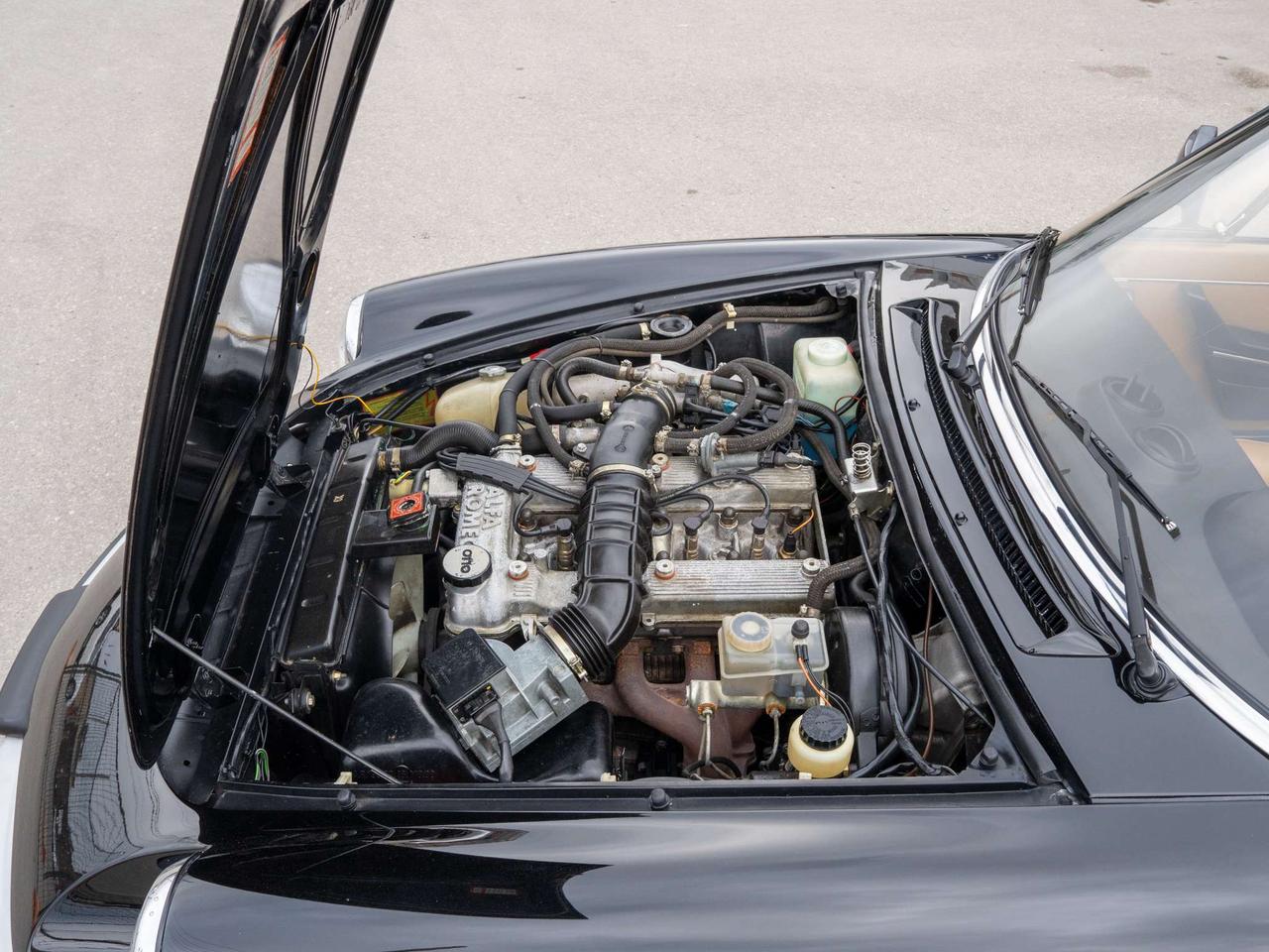 1987 Alfa Romeo Spider 2dr Coupe Graduate Photo