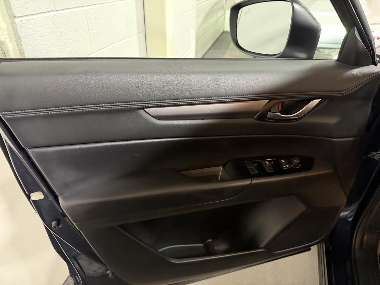 2017 Mazda CX-5 AWD  GS 1 Owner Clean Carfax Certified Low Km Photo