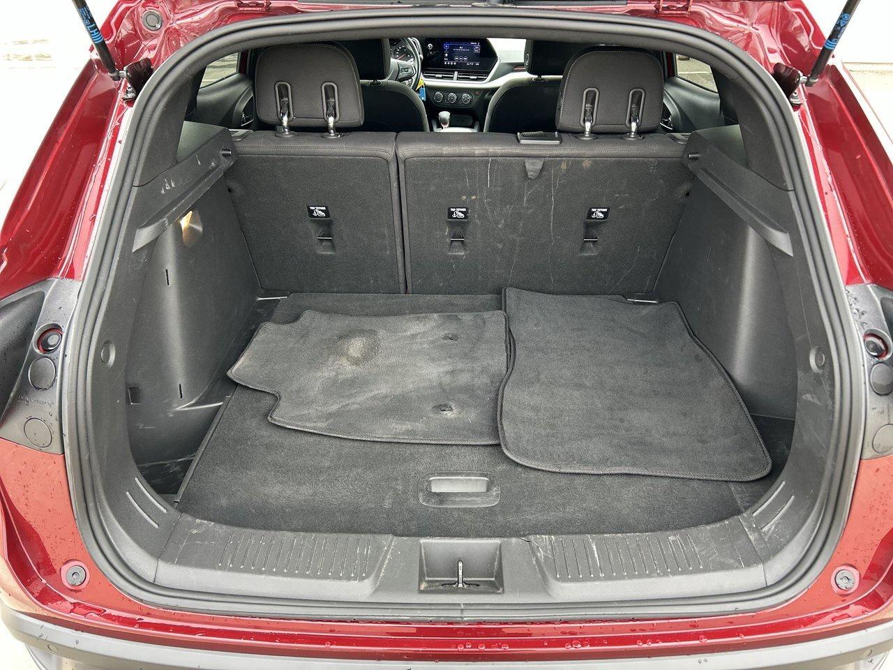 2024 Chevrolet Trax 1RS New Tires Sunroof Blind-Spot Remote Start Photo