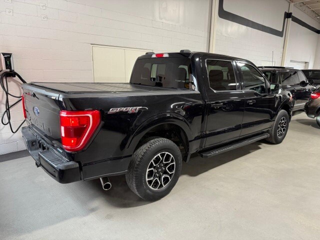 2022 Ford F-150 XLT SPORT 2.7 EcoBoost Navigation Supercrew Photo