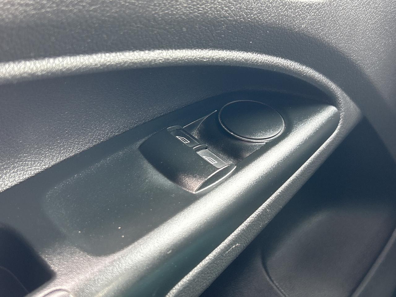 2018 Ford Transit Cargo Van  Photo