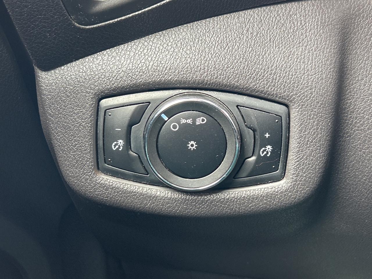 2018 Ford Transit Cargo Van  Photo