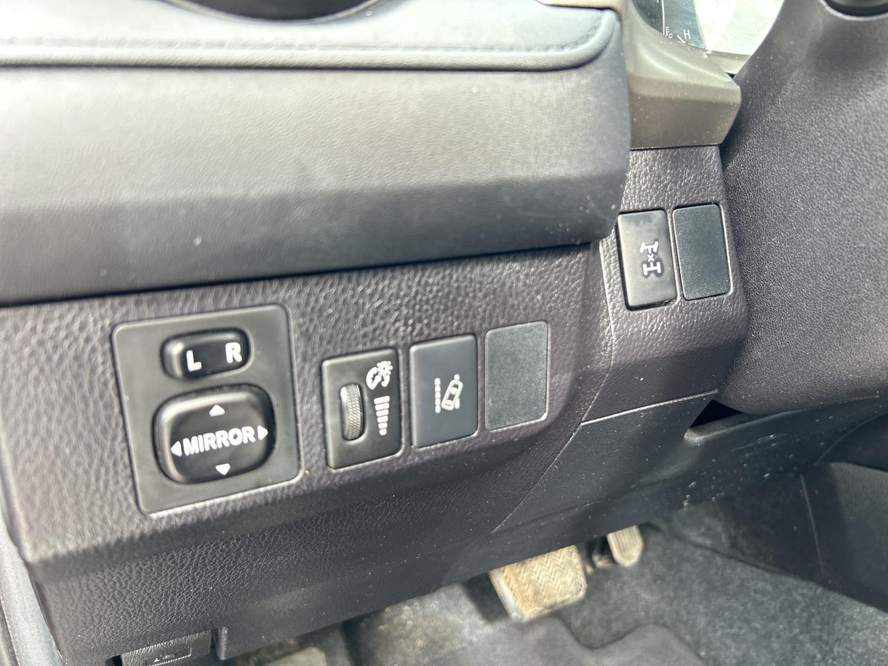 2017 Toyota RAV4 LE, Lane Departure, Bluetooth Photo