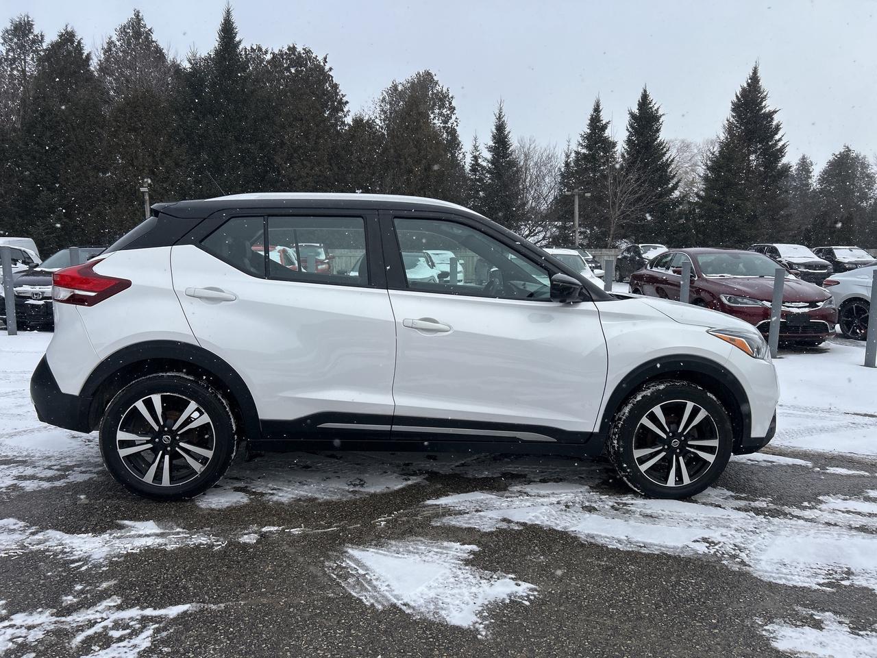 2019 Nissan Kicks SR, Bluetooth, Back Up Cam, Newly Reman CVT Photo
