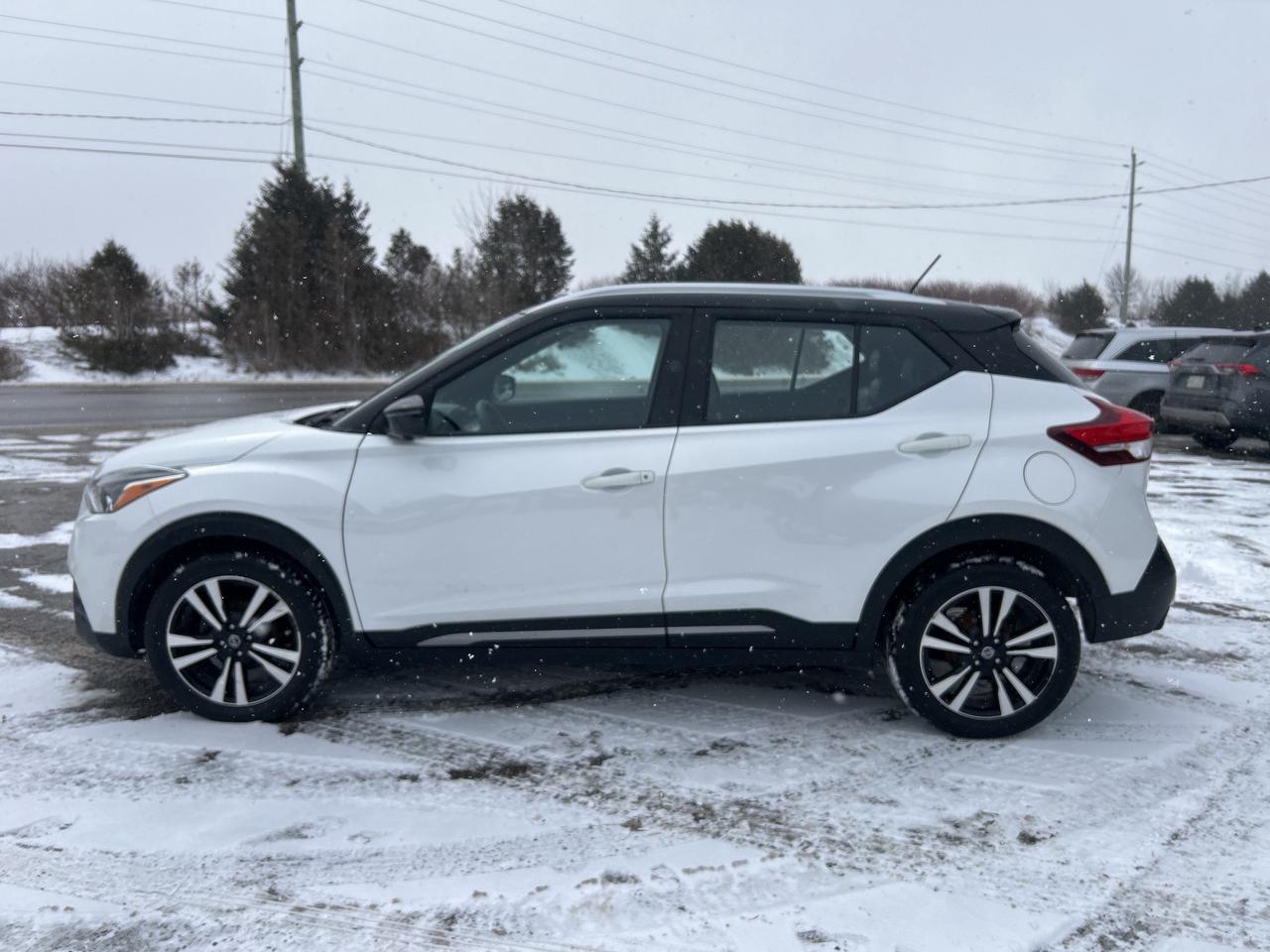 2019 Nissan Kicks SR, Bluetooth, Back Up Cam, Newly Reman CVT Photo