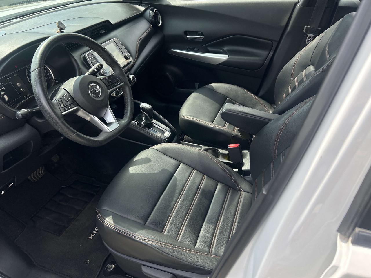 2019 Nissan Kicks SR, Bluetooth, Back Up Cam, Newly Reman CVT Photo