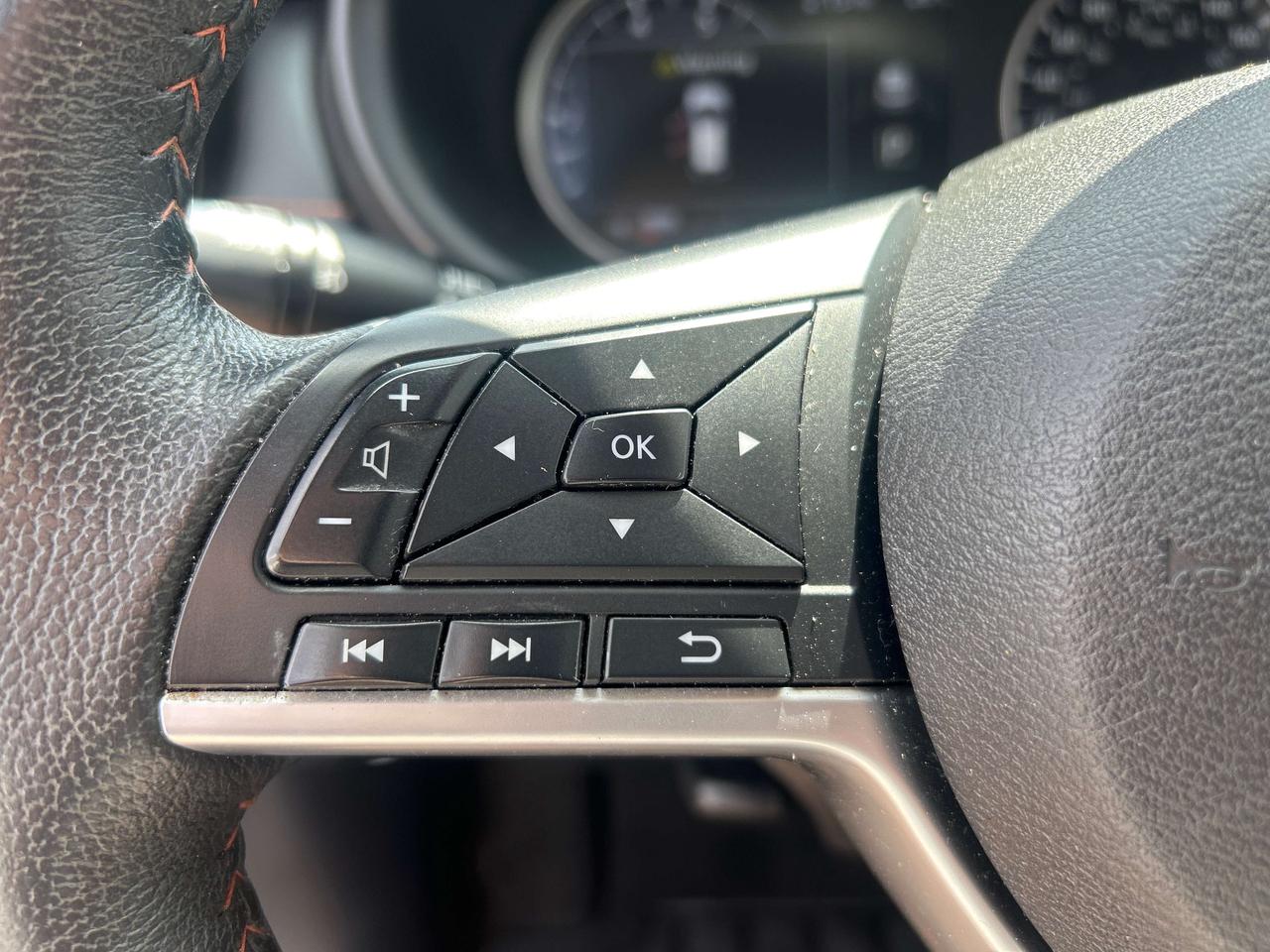 2019 Nissan Kicks SR, Bluetooth, Back Up Cam, Newly Reman CVT Photo