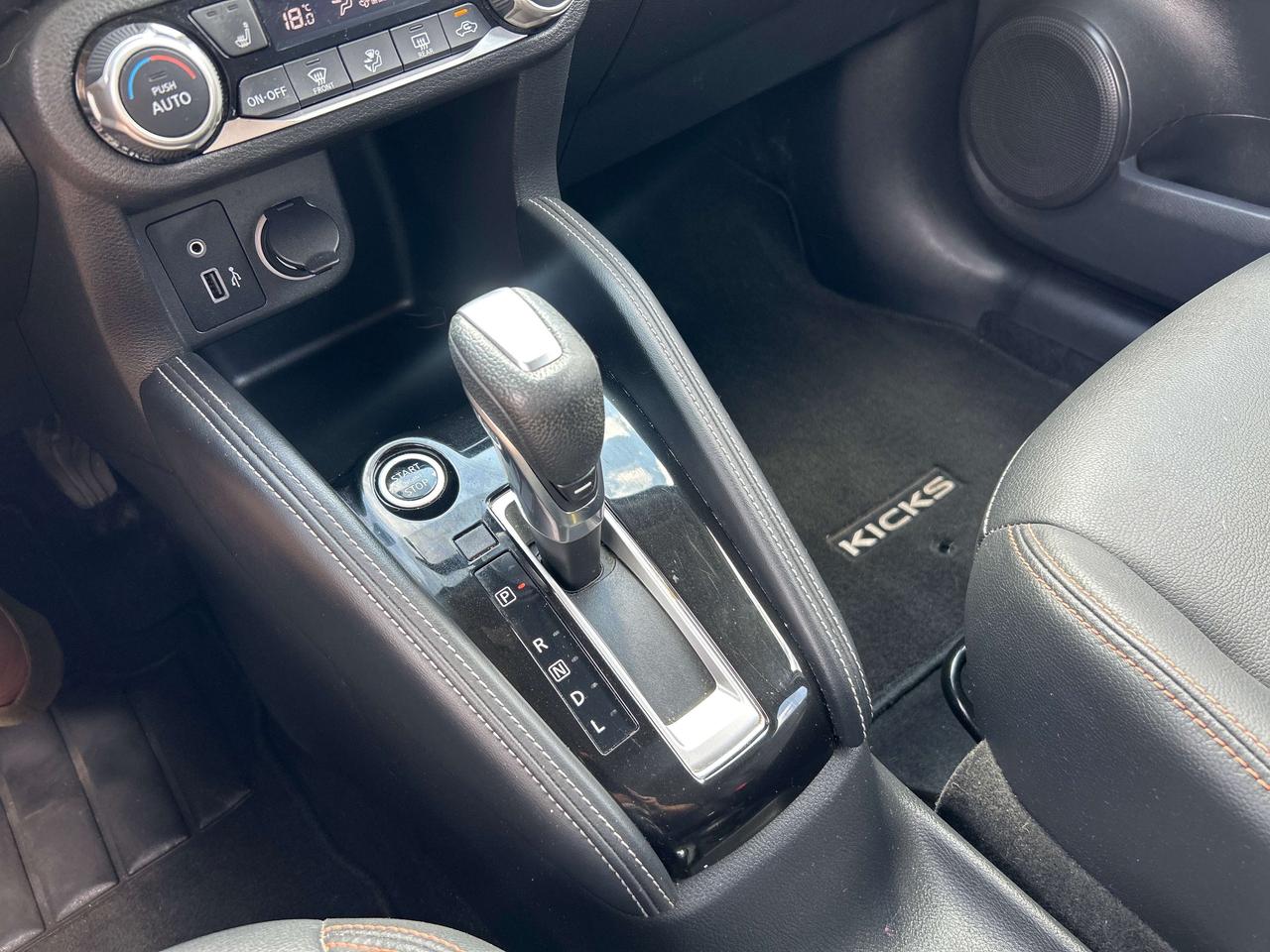 2019 Nissan Kicks SR, Bluetooth, Back Up Cam, Newly Reman CVT Photo