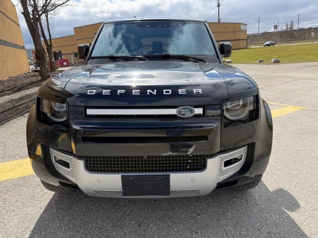 2022 Land Rover Defender 110 XS Edition Digital Mirror Cooled Seat 7 Pass Photo