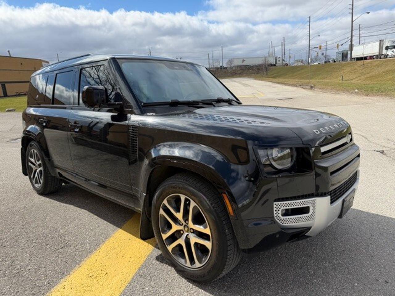 2022 Land Rover Defender 110 XS Edition Digital Mirror Cooled Seat 7 Pass Photo