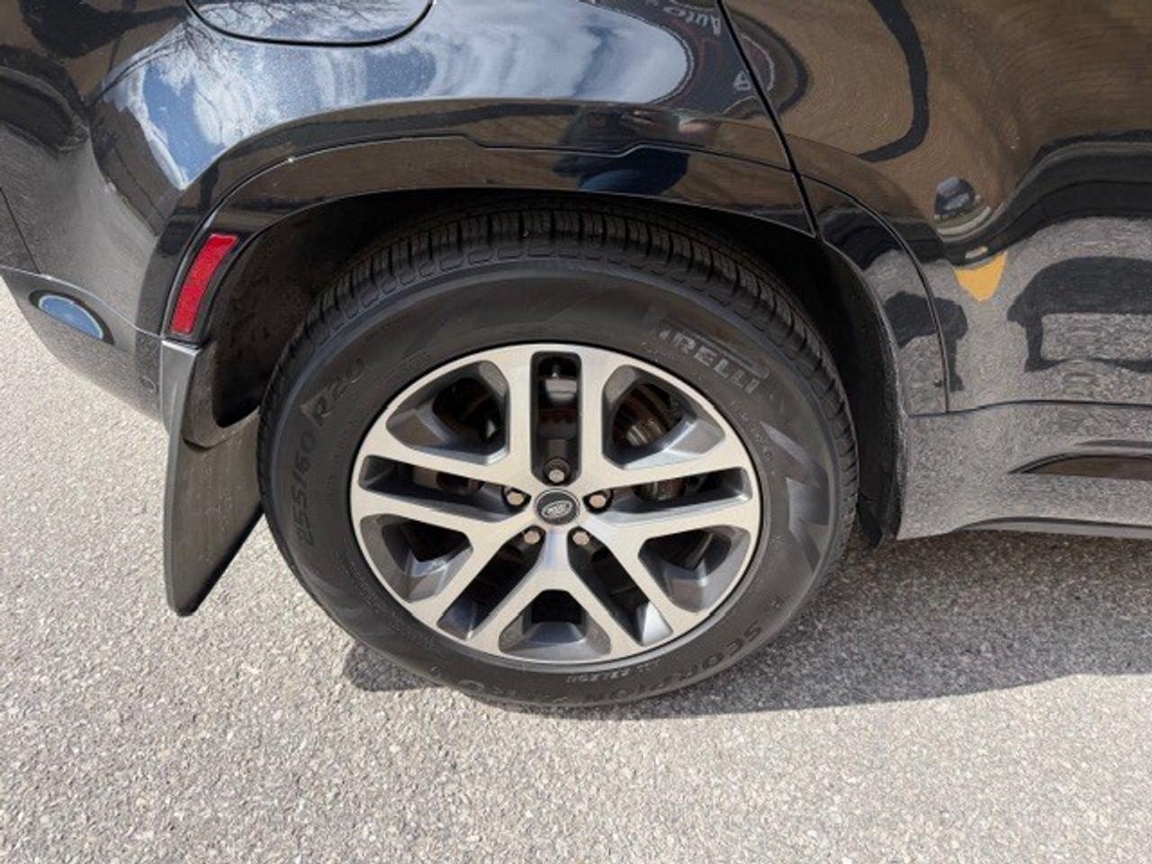 2022 Land Rover Defender 110 XS Edition Digital Mirror Cooled Seat 7 Pass Photo