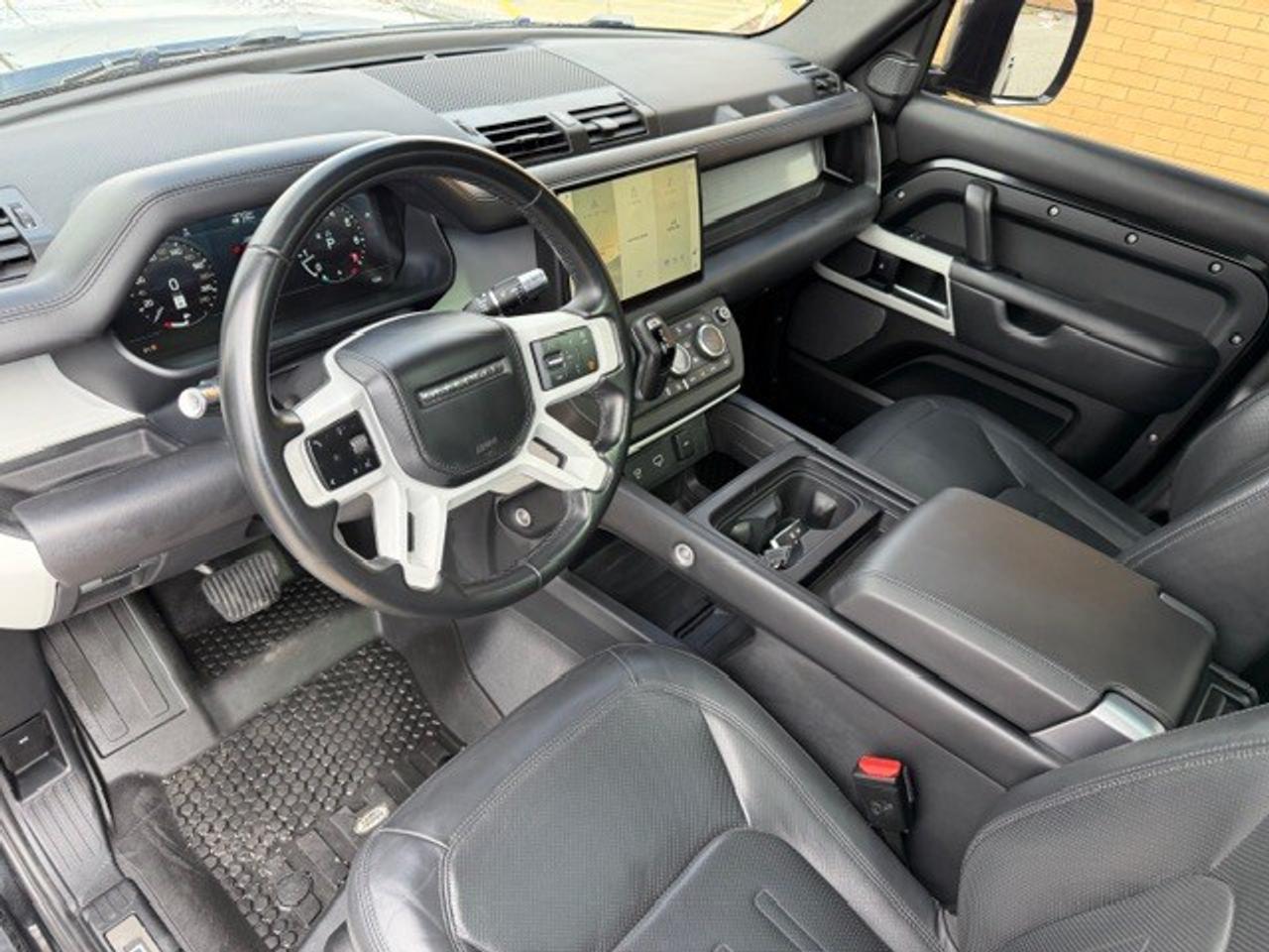 2022 Land Rover Defender 110 XS Edition Digital Mirror Cooled Seat 7 Pass Photo