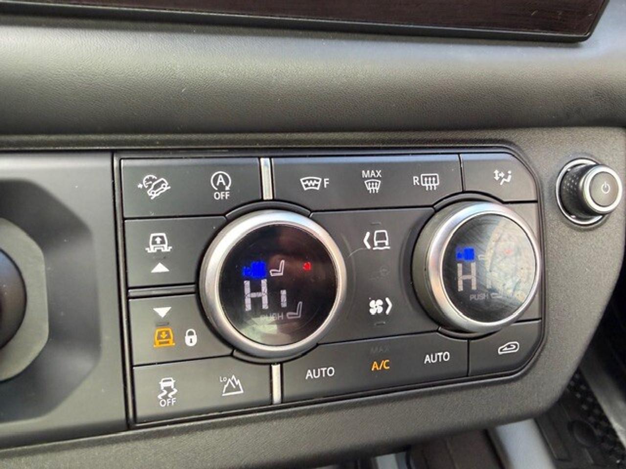 2022 Land Rover Defender 110 XS Edition Digital Mirror Cooled Seat 7 Pass Photo