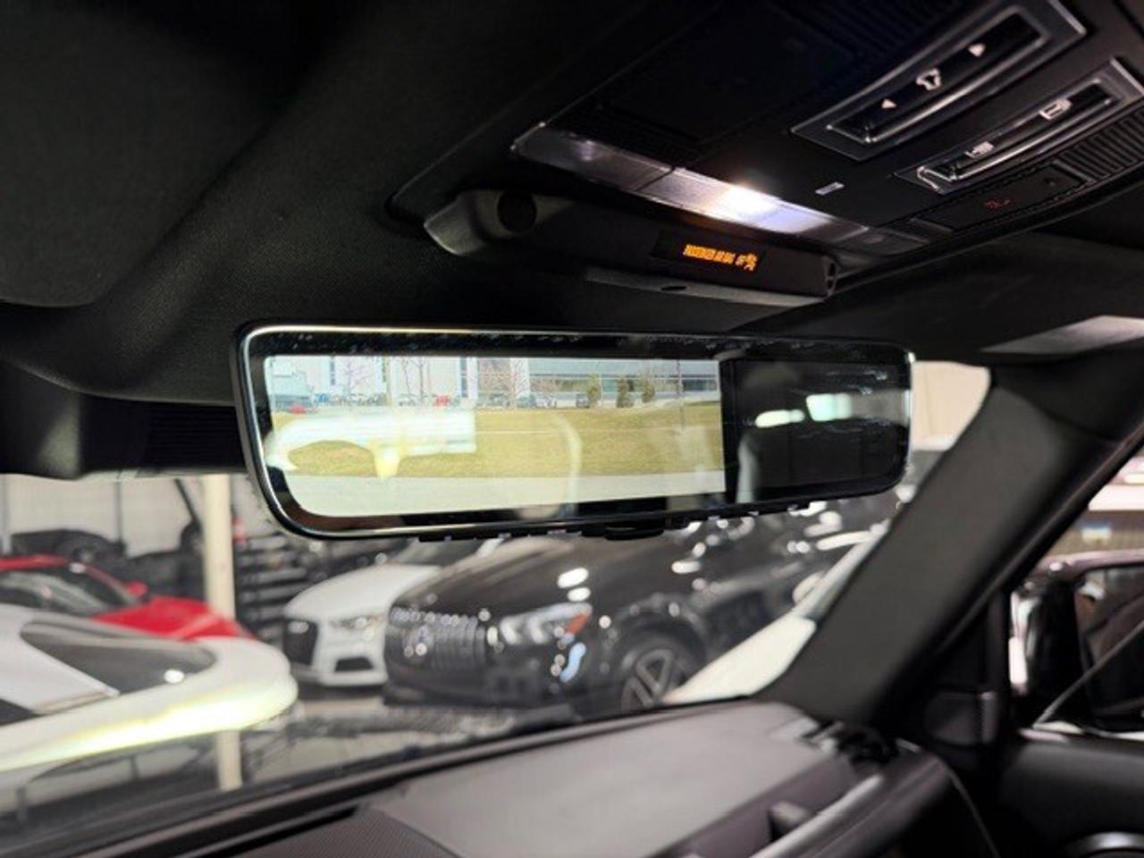 2022 Land Rover Defender 110 XS Edition Digital Mirror Cooled Seat 7 Pass Photo