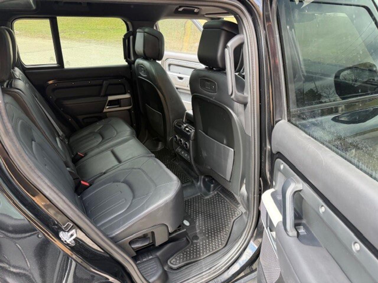 2022 Land Rover Defender 110 XS Edition Digital Mirror Cooled Seat 7 Pass Photo