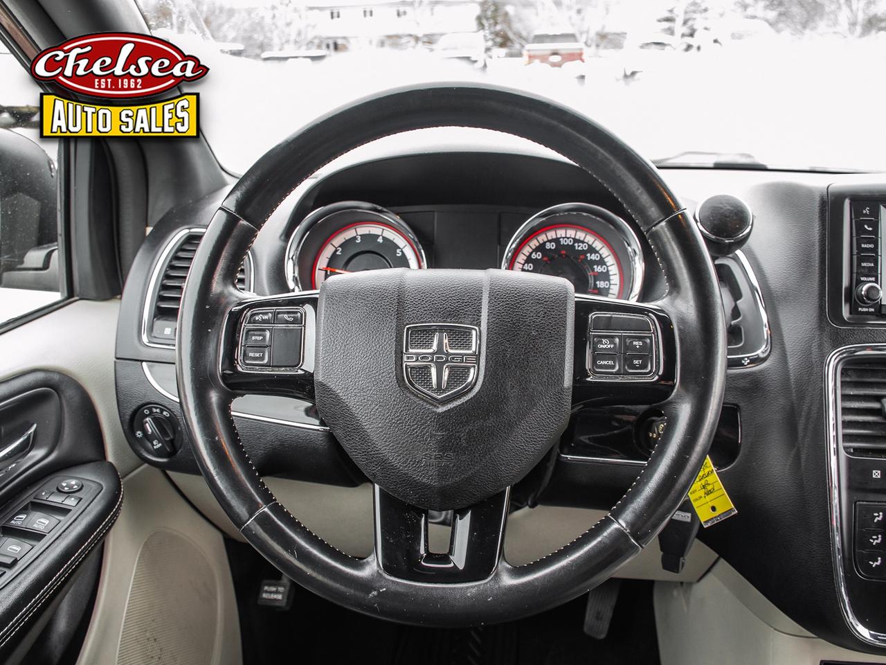 2016 Dodge Grand Caravan SXT Premium Plus Photo