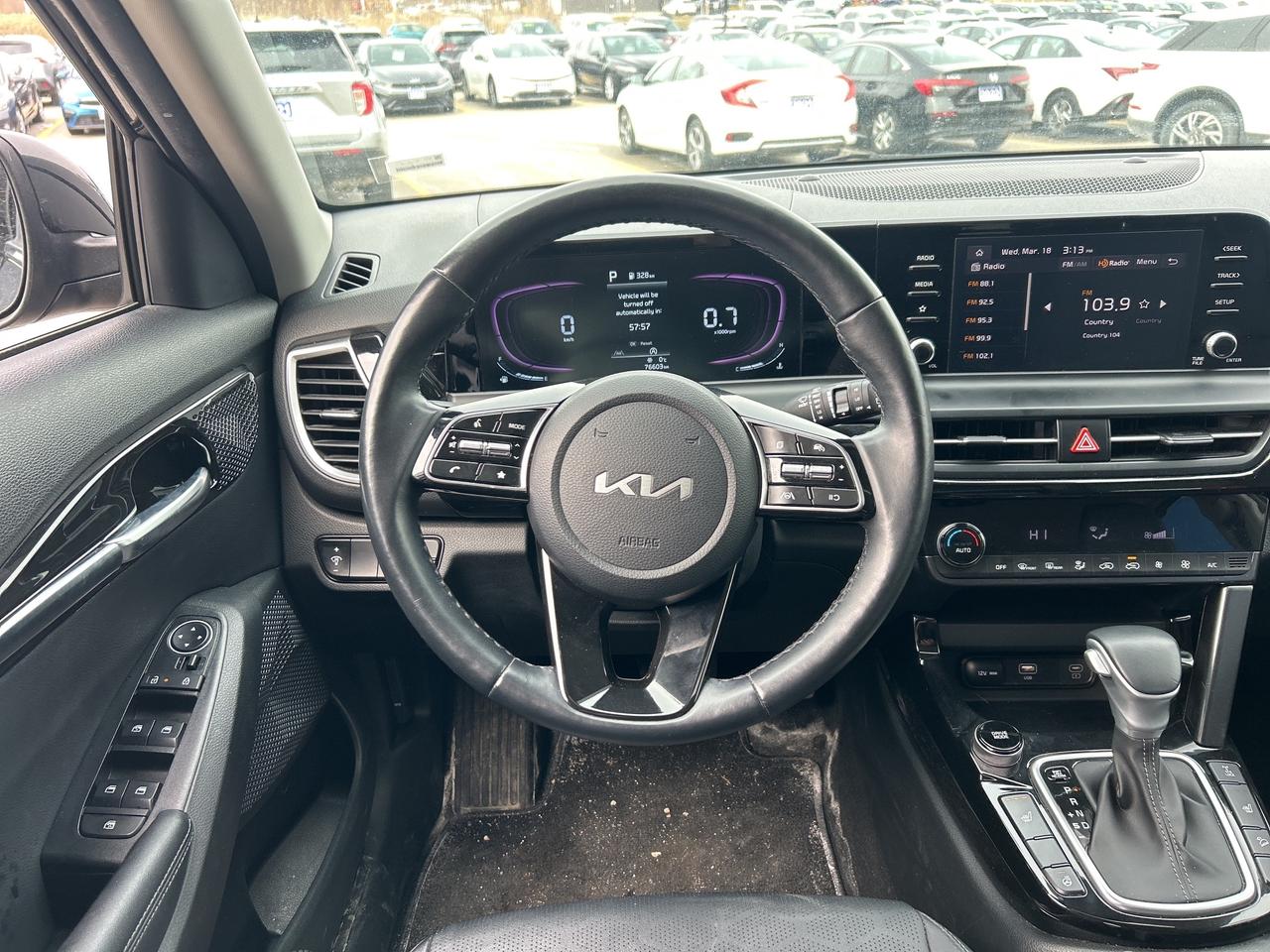 2024 Kia Seltos EX Photo