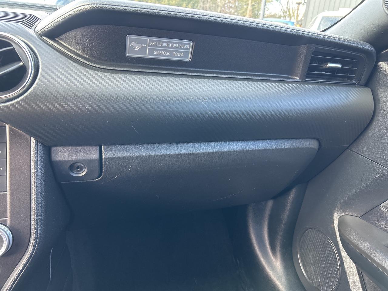 2017 Ford Mustang V6, Bluetooth, Back Up Cam, Manual Photo