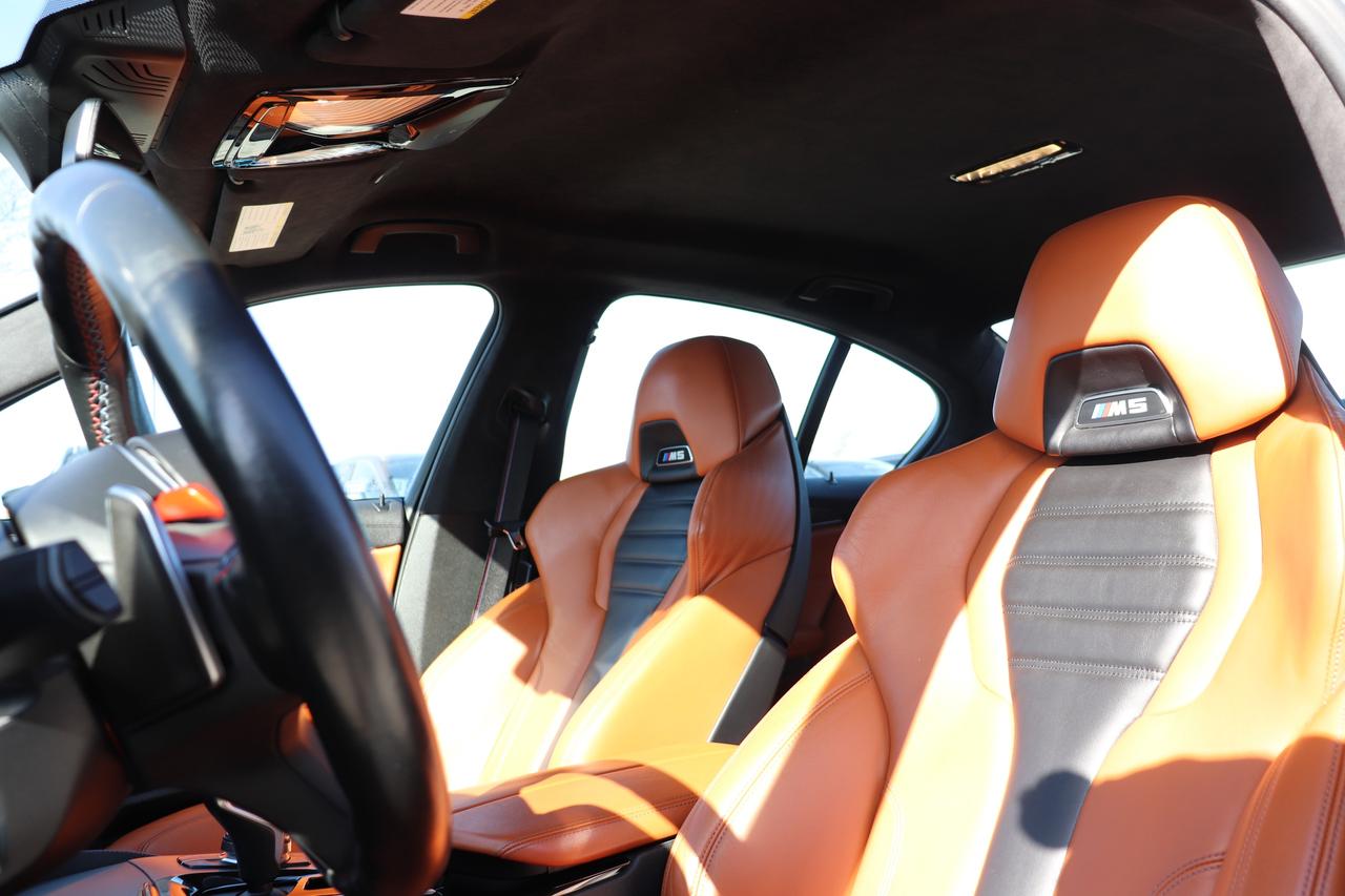 2019 BMW M5 NO ACCIDENTS SUPER LOW KM BROWN INTERIOR NEW TIRES Photo