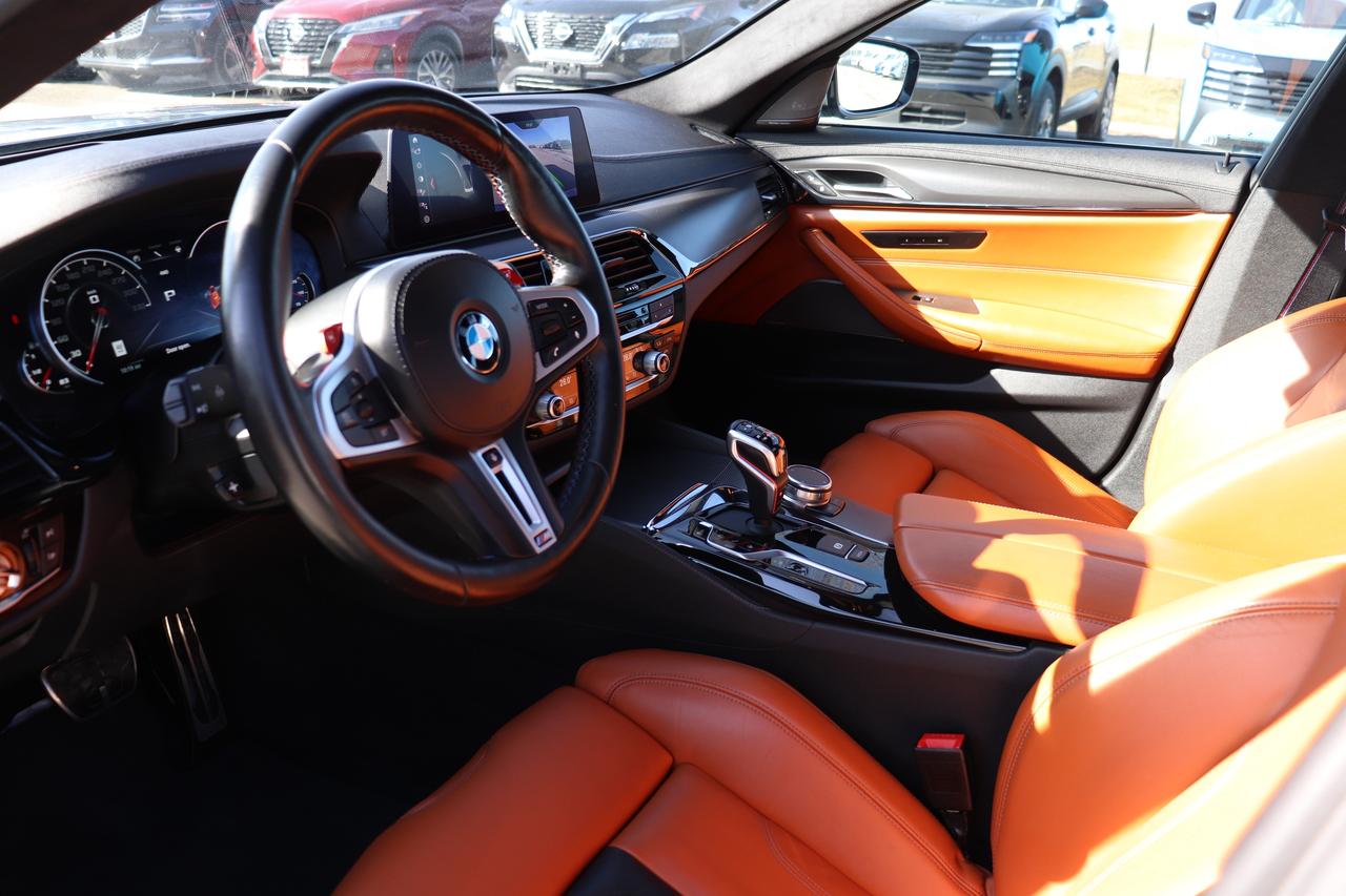 2019 BMW M5 NO ACCIDENTS SUPER LOW KM BROWN INTERIOR NEW TIRES Photo