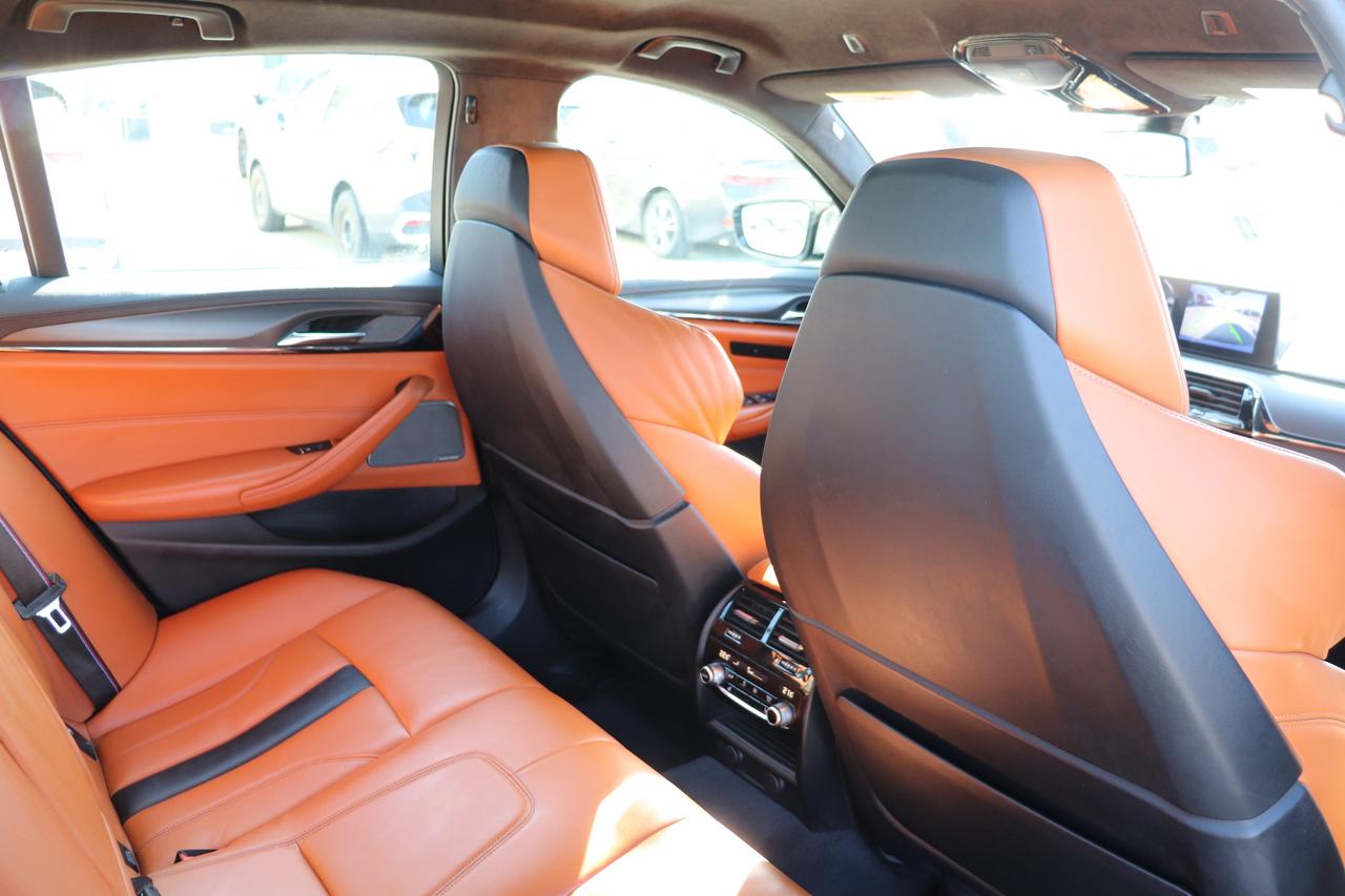 2019 BMW M5 NO ACCIDENTS SUPER LOW KM BROWN INTERIOR NEW TIRES Photo