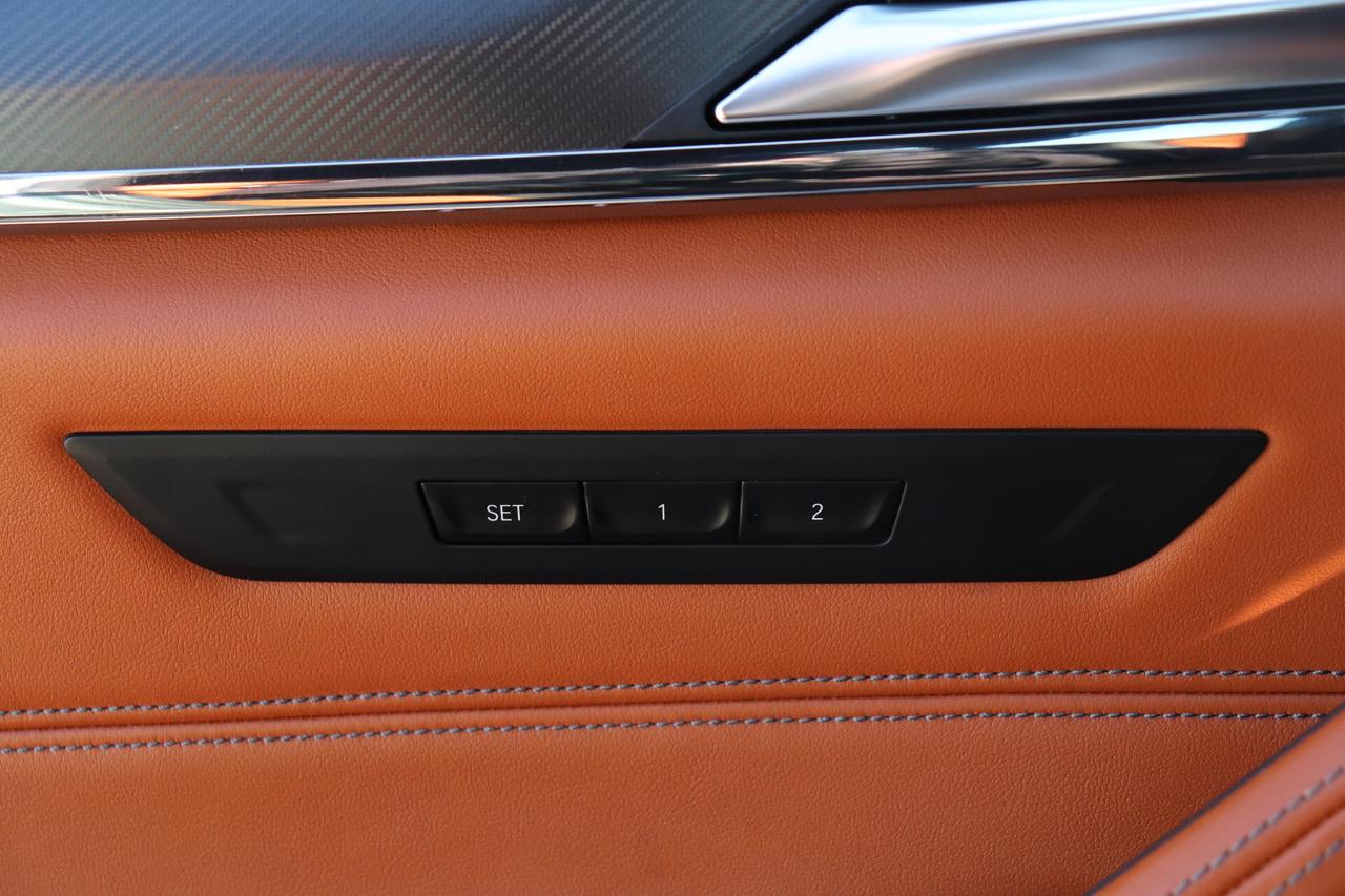 2019 BMW M5 NO ACCIDENTS SUPER LOW KM BROWN INTERIOR NEW TIRES Photo