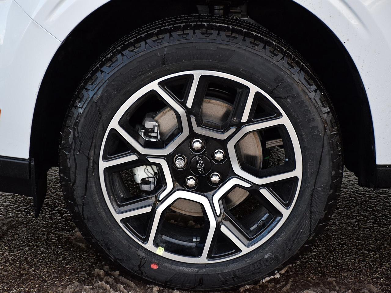 2026 Ford Maverick Lariat AWD SuperCrew Photo